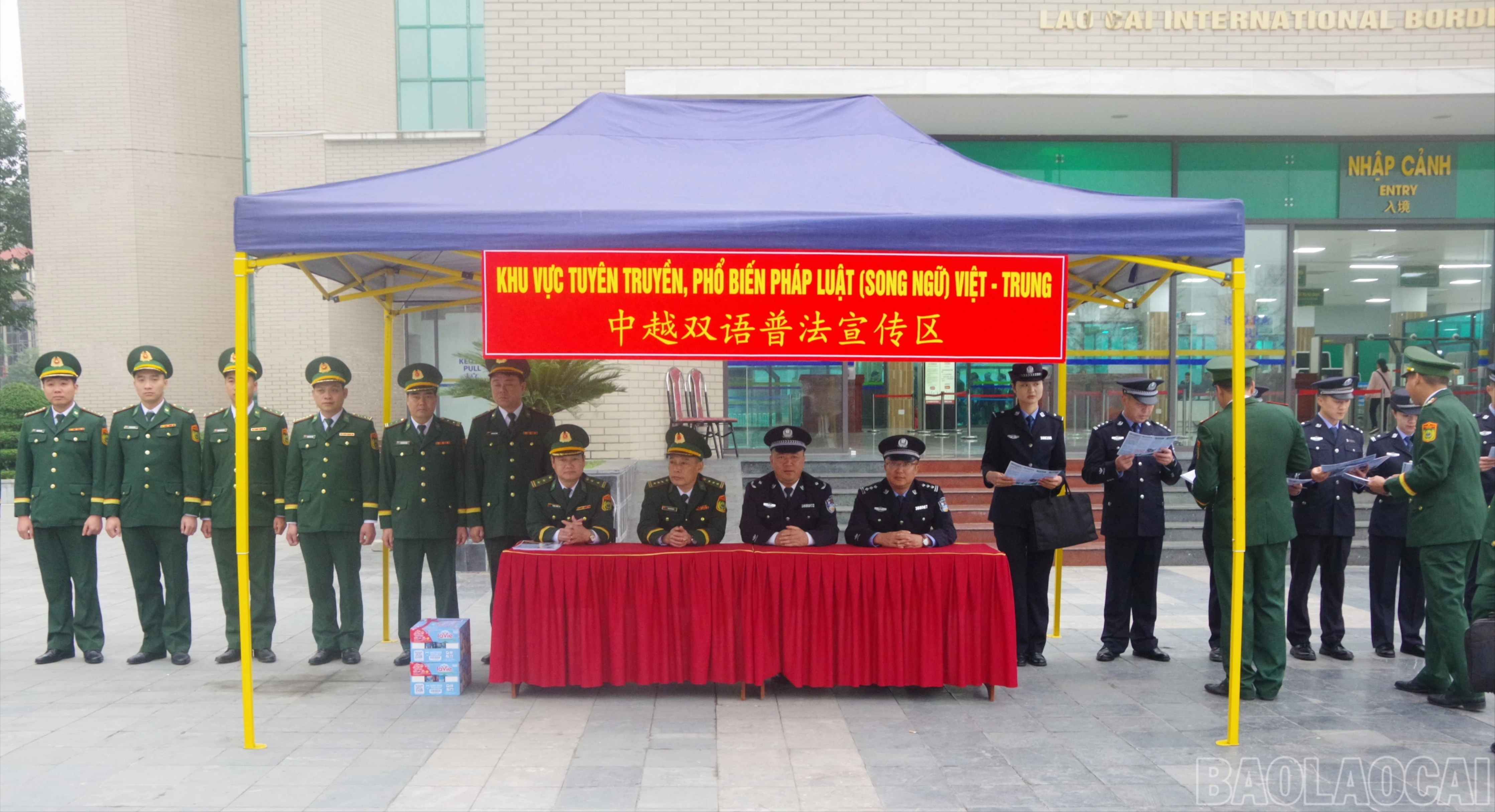baolaocai-br_br-tuyentruyen-2.jpg