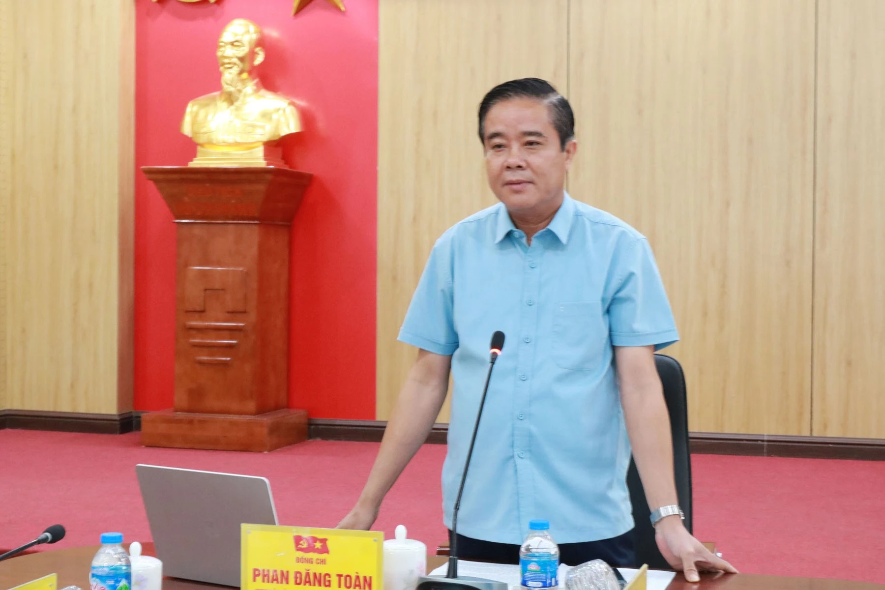 truong-ban-noi-chinh-tinh-uy-phan-dang-toan-phat-bieu-ket-luan.jpg