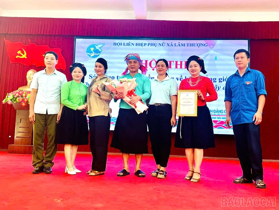 baolaocai-br_lam-thuong-trao-giai.png
