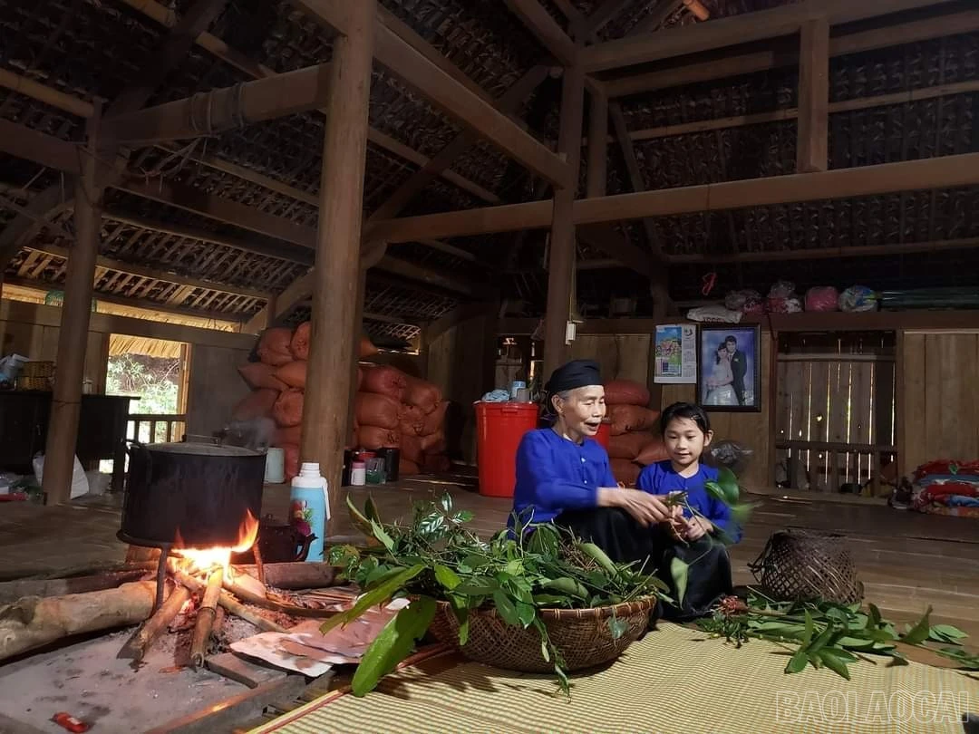 baolaocai-br_nhung-hoat-dong-thuong-nhat-cua-nguoi-tay-deu-dien-ra-ben-bep-lua.jpg