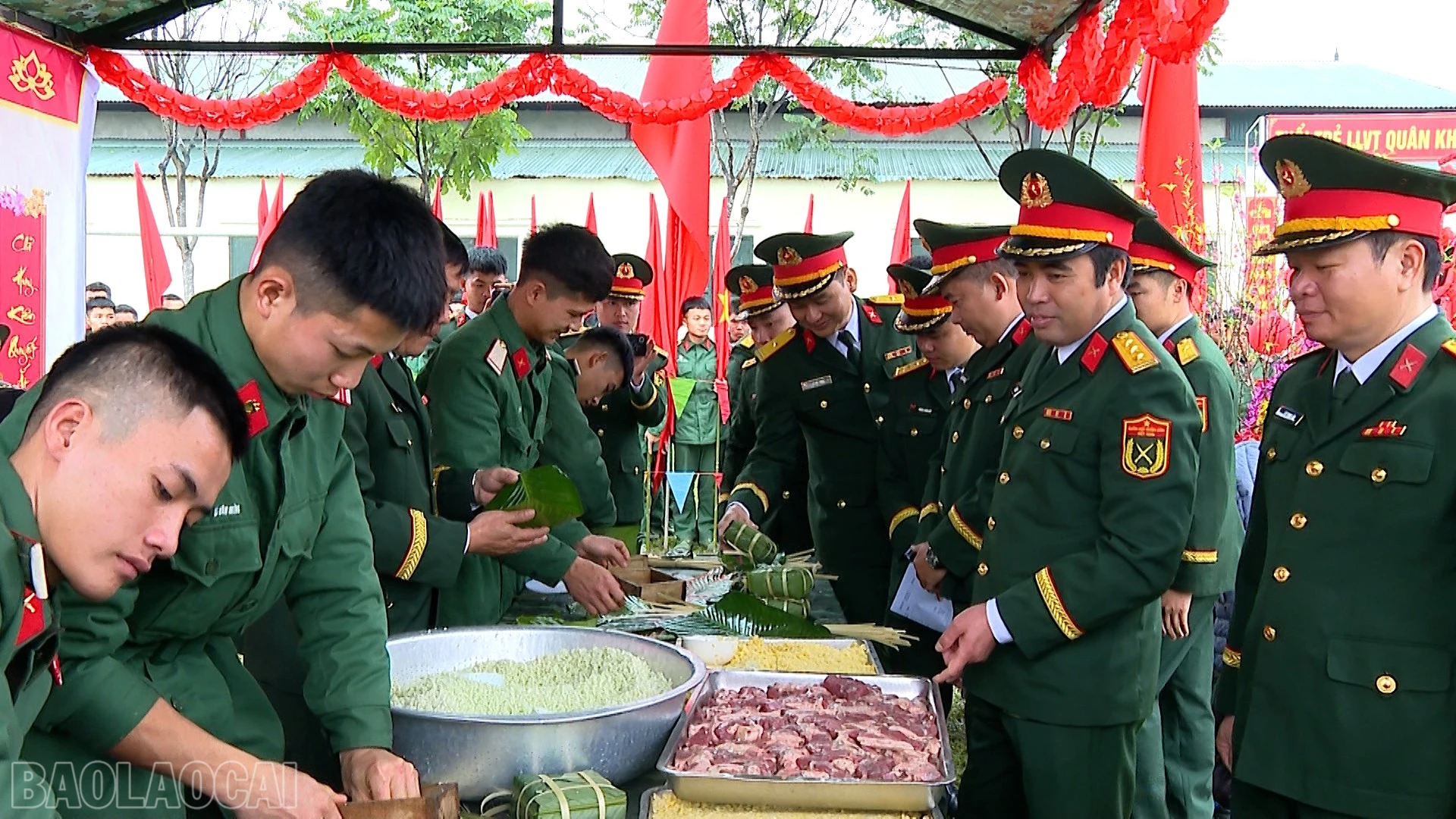 baolaocai-bl_pv-hong-giang00-03-29-24still009.jpg