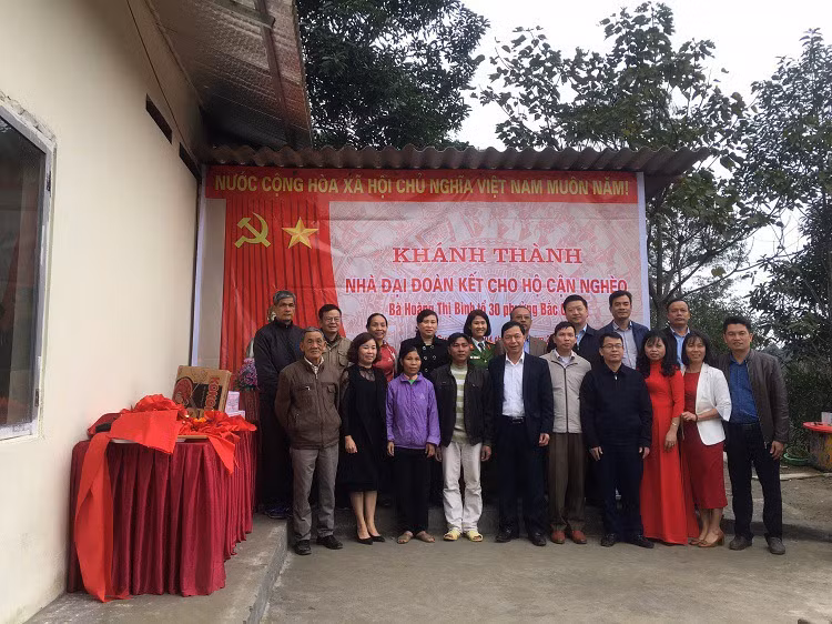 Láo Túng.jpg