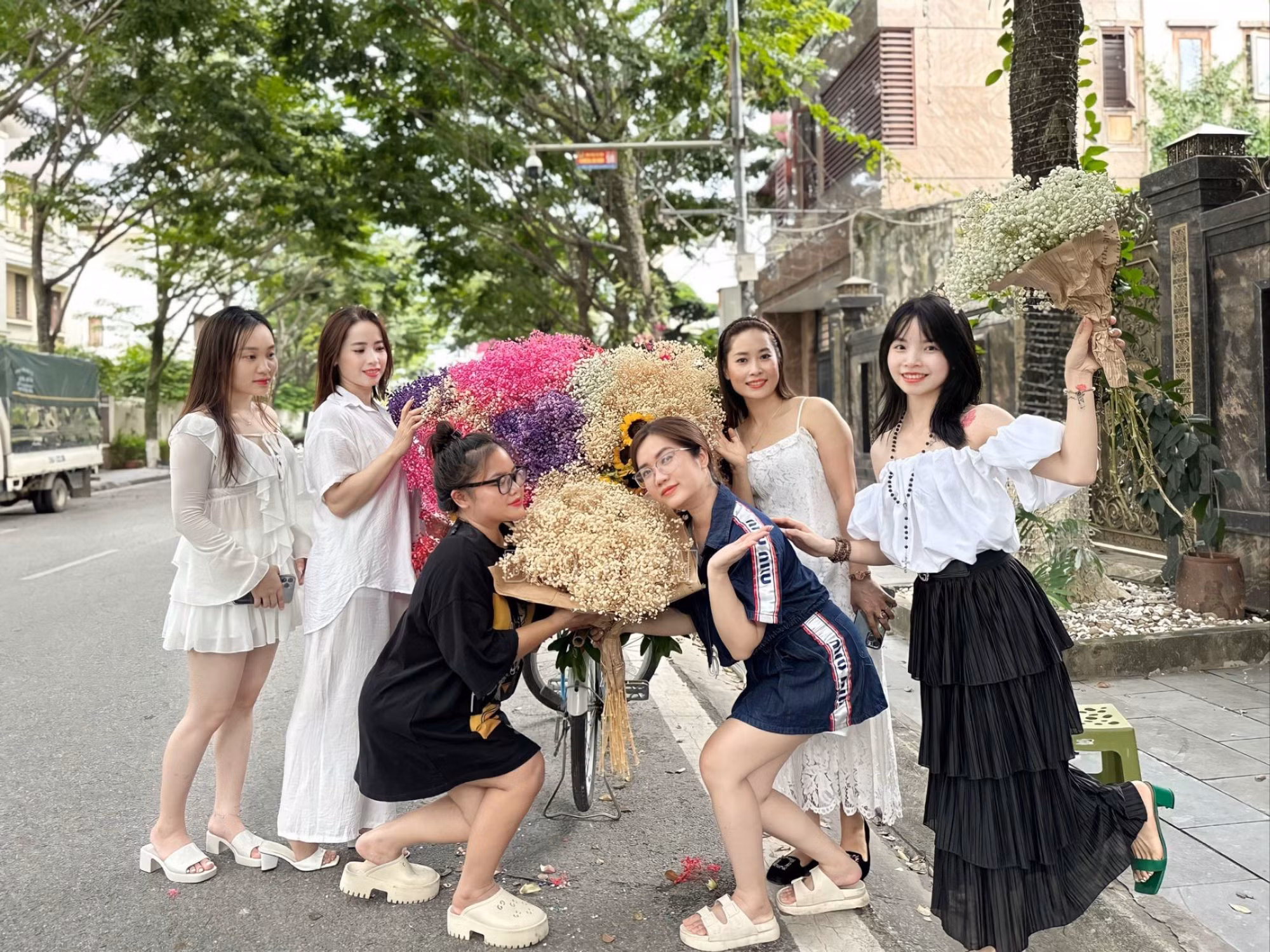 Giới trẻ đưa “thu Hà Nội” về thành phố Lào Cai