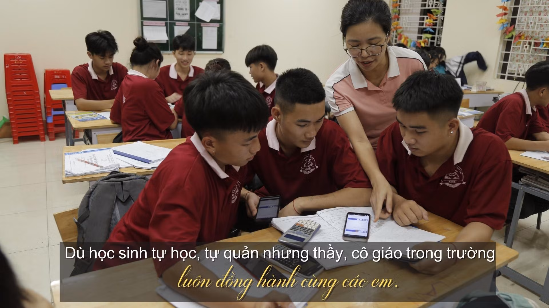 Sáng đèn.jpg