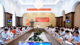 Bí thư Tỉnh ủy Dương Quốc Huy: Tạo động lực tăng trưởng nhanh, bền vững, quyết tâm hoàn thành mục tiêu tăng trưởng năm 2026 từ 10,1% trở lên 