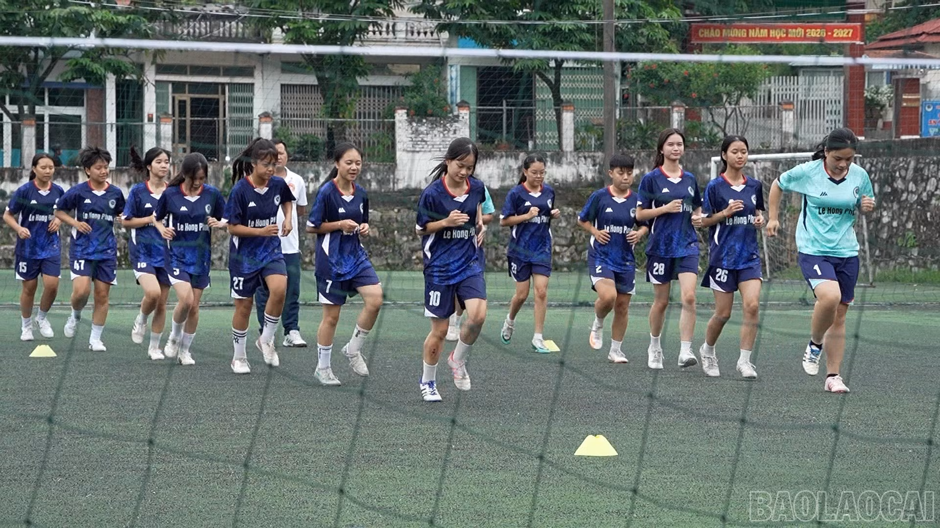 baolaocai-br_dung-ps06-49-33-00still1044.jpg