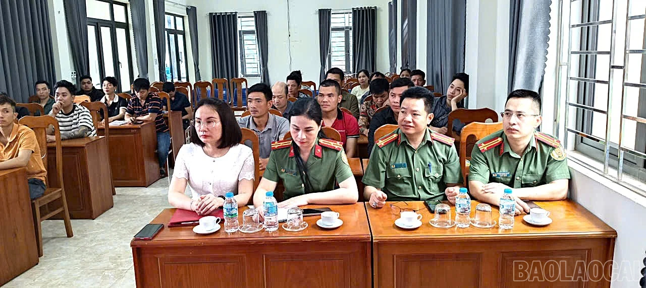 baolaocai-br_z7799543998511-f55fbb1de52e874da5a8bbd1ec86b181.jpg