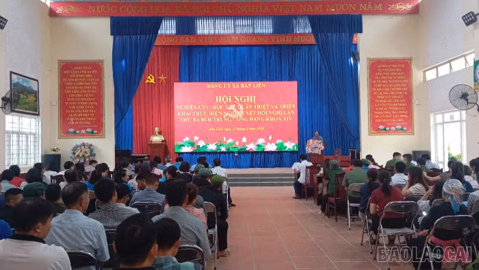 Bản Liền quán triệt Nghị quyết Hội nghị lần thứ ba Ban Chấp hành Trung ương Đảng khóa XIV
