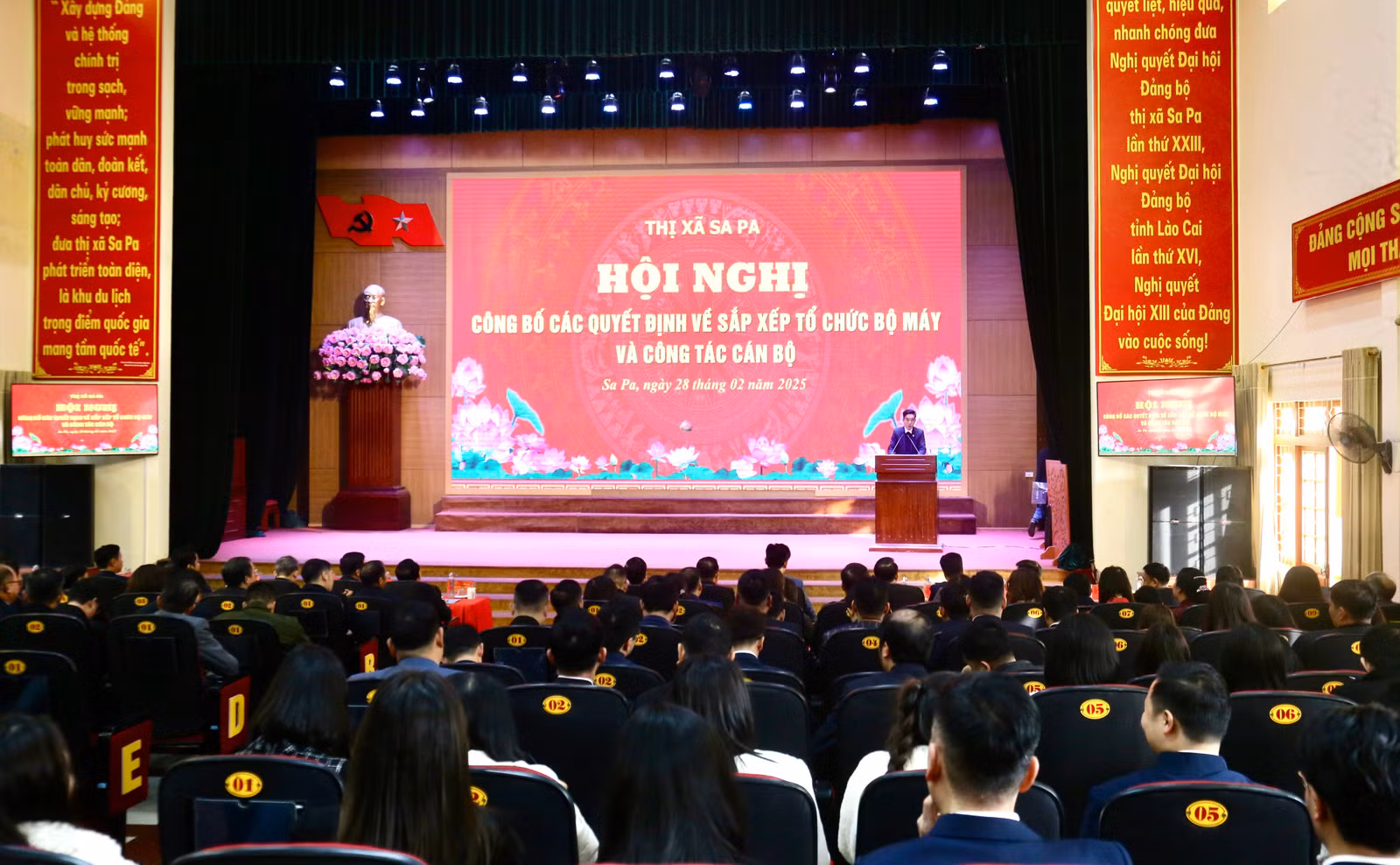 Quang cảnh hội nghị.