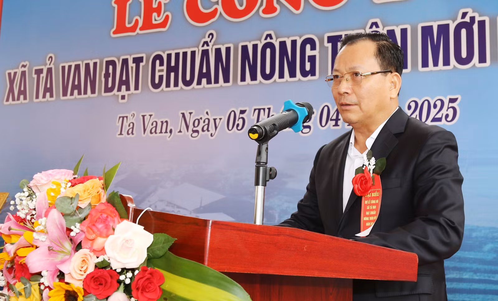 Đồng chí Hoàng Quốc Khánh phát biểu tại buổi lễ.