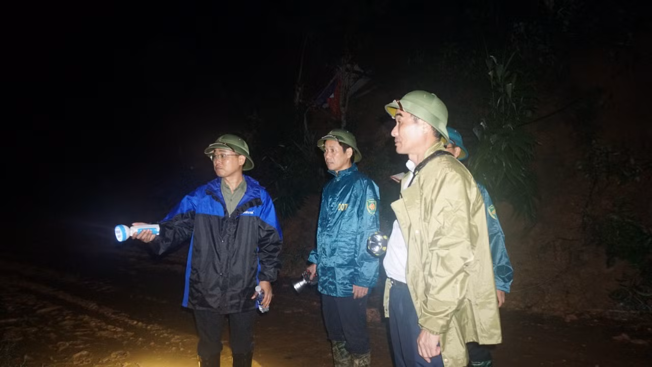 B8.jpg