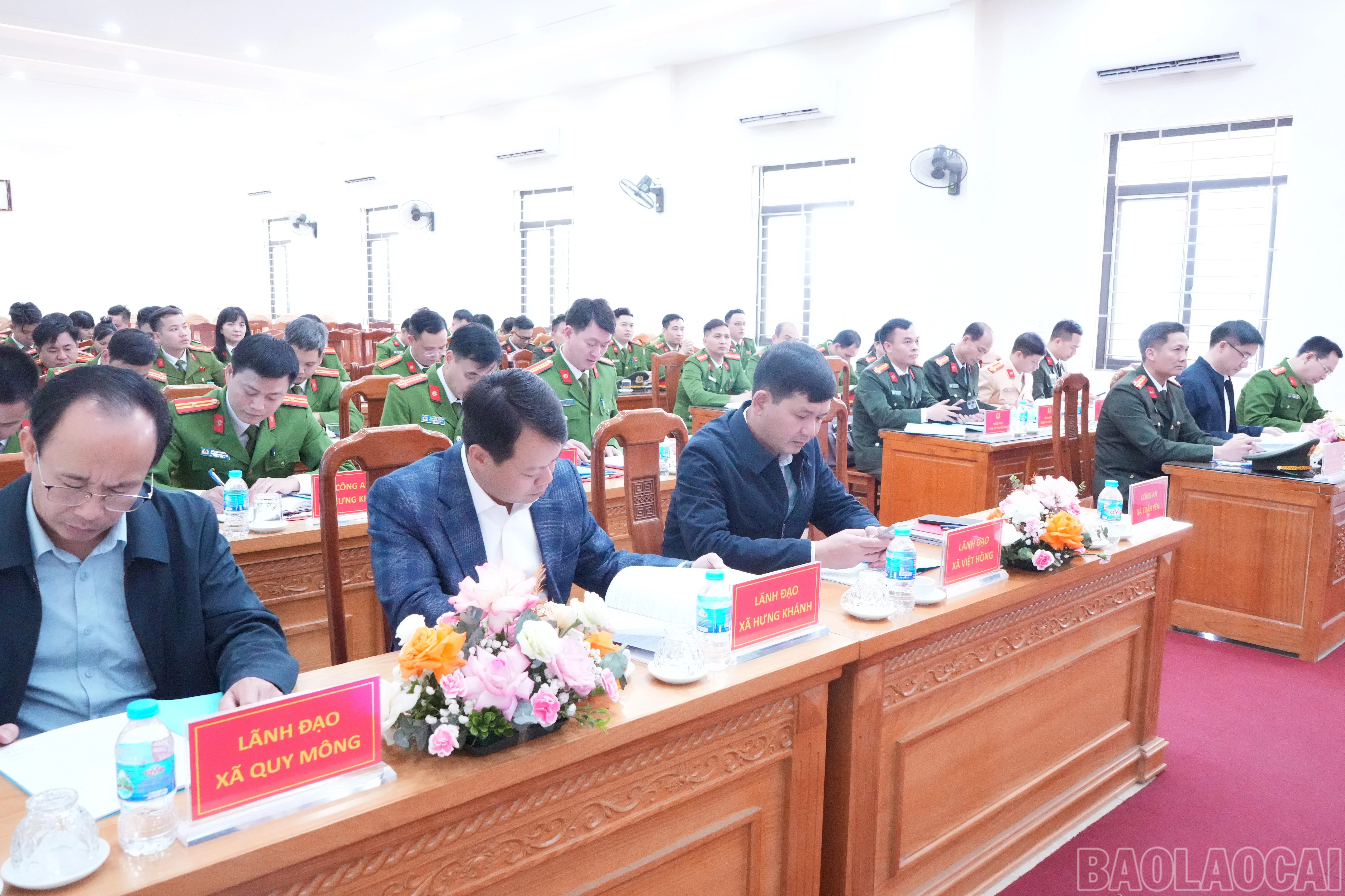 baolaocai-br_cac-dai-bieu-du-hoi-nghi.jpg
