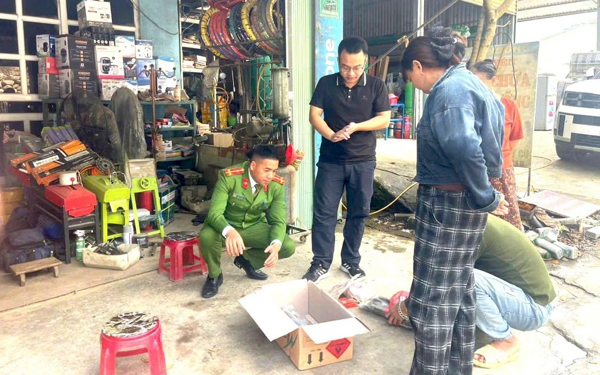 baolaocai-br_doan-kiem-tra-cac-mat-hang-tai-ho-kinh-doanh-nguyen-thi-tuyet-trinh-4429.jpg
