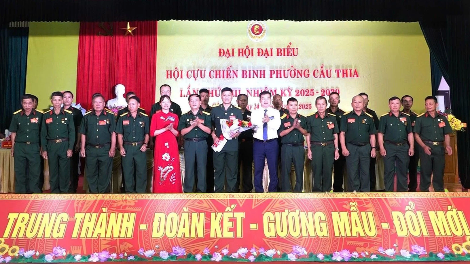 bch-khoa-moi-ra-mat-dai-hoi.jpg