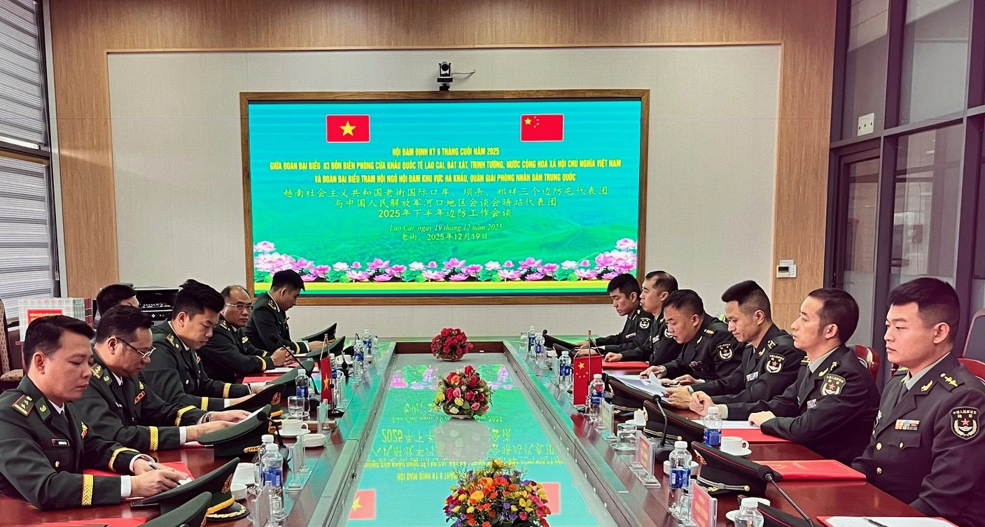 3quang-canh-buoi-hoi-dam.jpg
