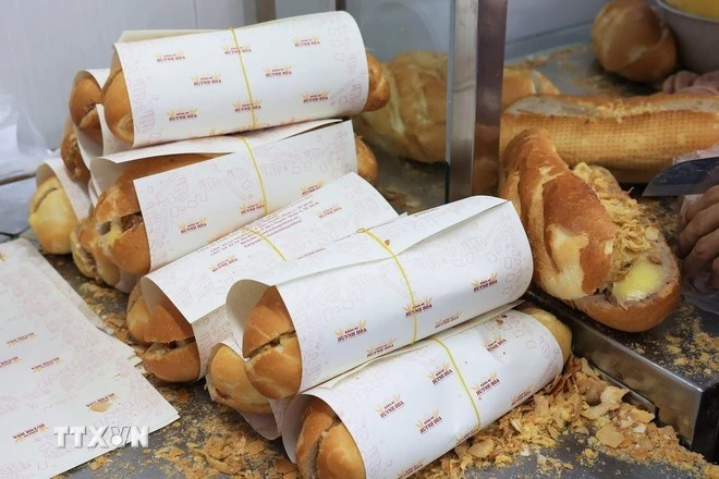 Bánh mỳ Việt tiếp tục lọt vào top món bánh kẹp ngon nhất thế giới.