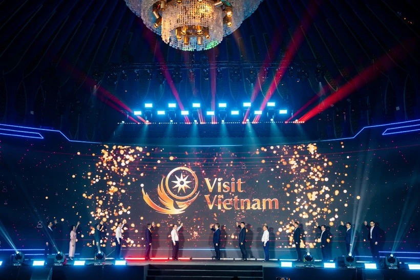 visit-vietnam-5.jpg