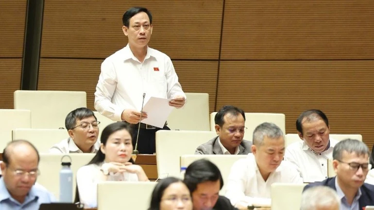 Đại biểu Mai Văn Hải (Đoàn Thanh Hóa).