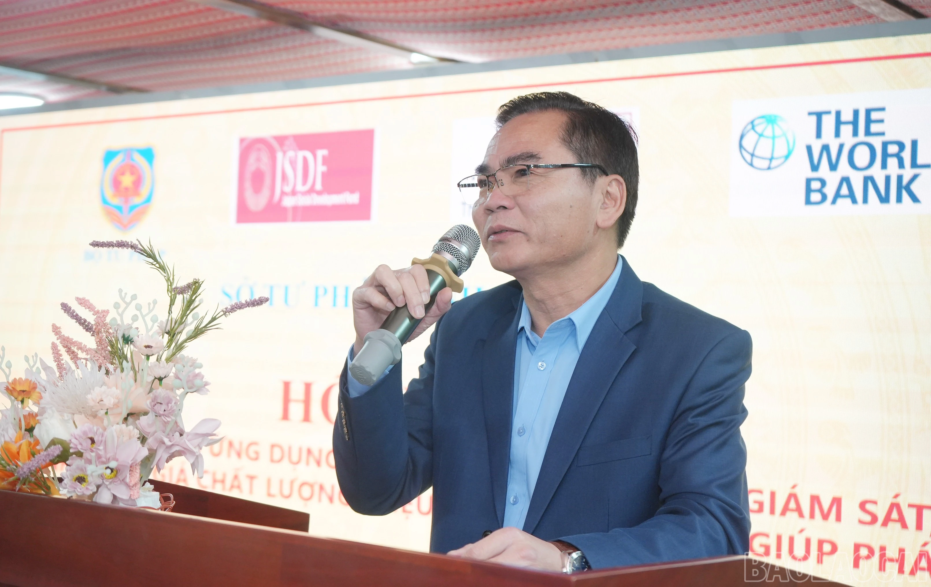 baolaocai-br_dong-chi-hoang-van-tuan-pho-giam-doc-so-tu-phap-tinh-lao-cai-phat-bieu-khai-mac-lop-tap-huan.jpg