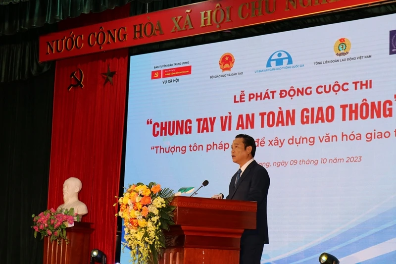 Đồng chí Nguyễn Công Dũng, Bí thư Đảng ủy, Phó Tổng Biên tập phụ trách Báo điện tử Đảng Cộng sản Việt Nam, đồng Trưởng Ban Tổ chức Cuộc thi phát biểu tại Lễ phát động.