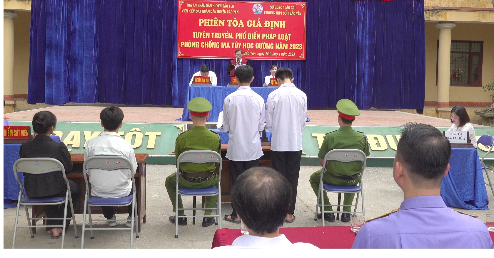 phiên-tòa-1.jpg