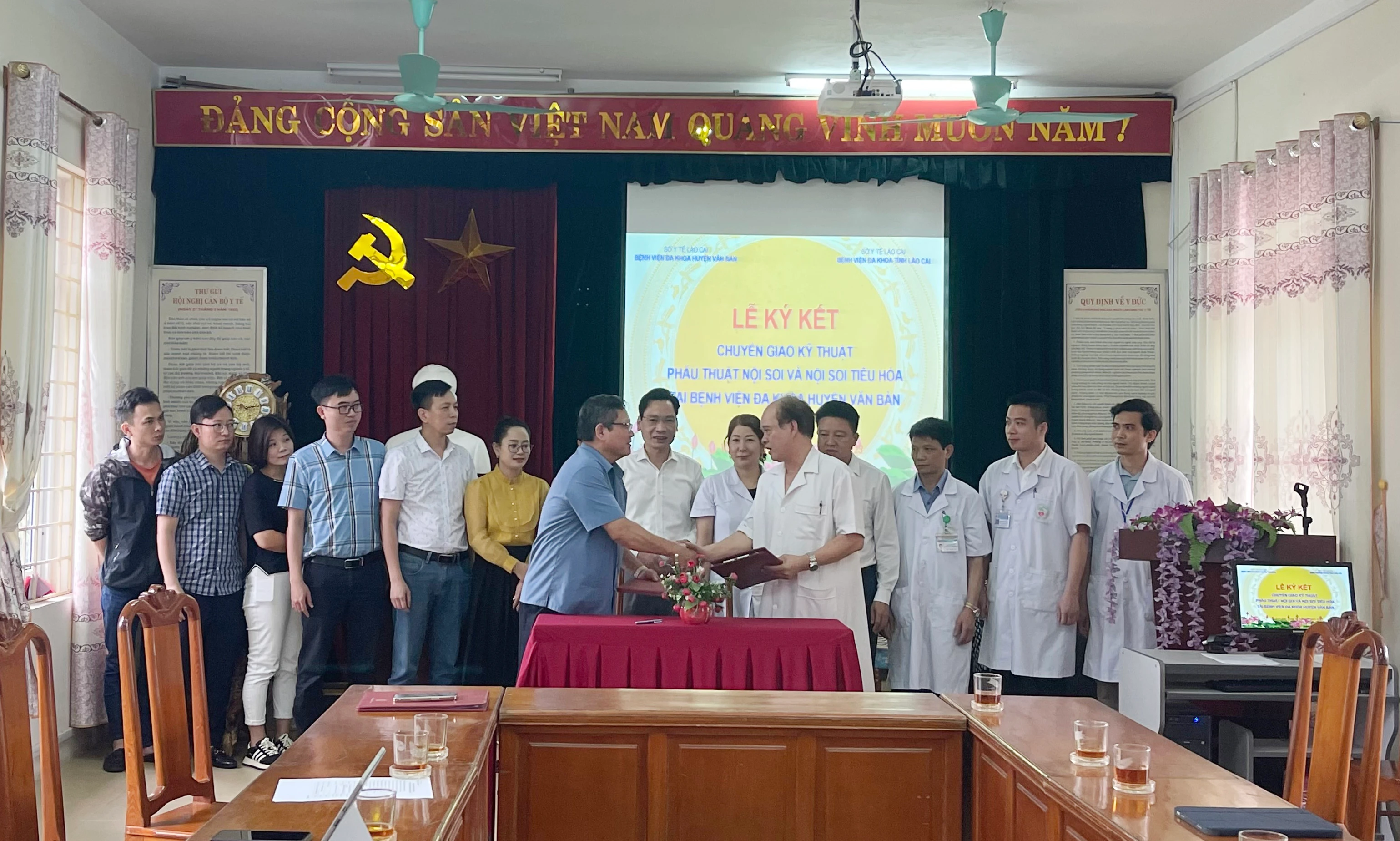 ký kết 1.jpg