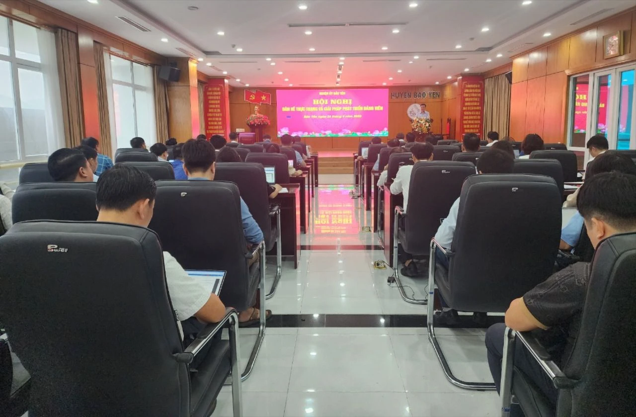 Quang cảnh hội nghị.