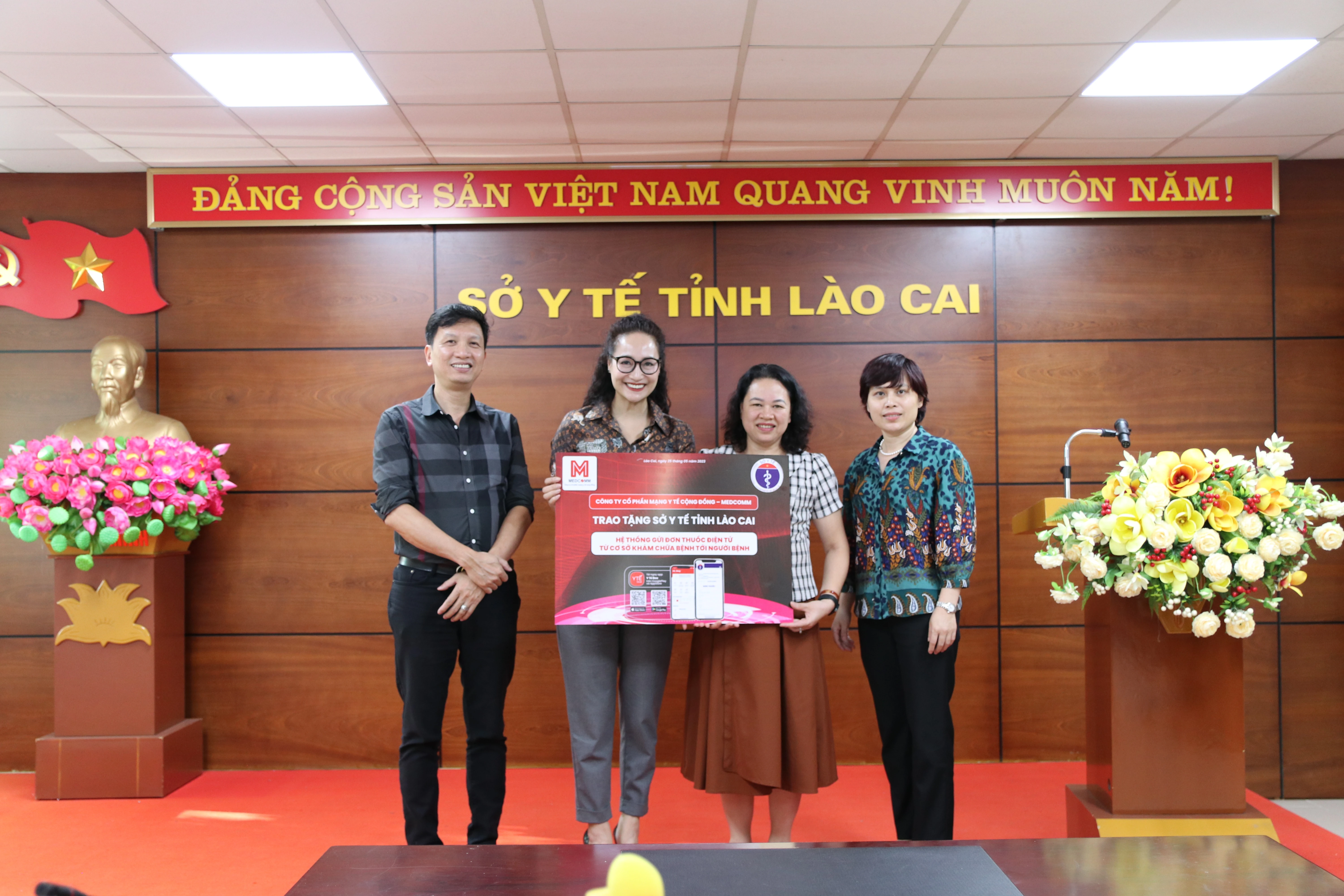 anh 1 tin.JPG
