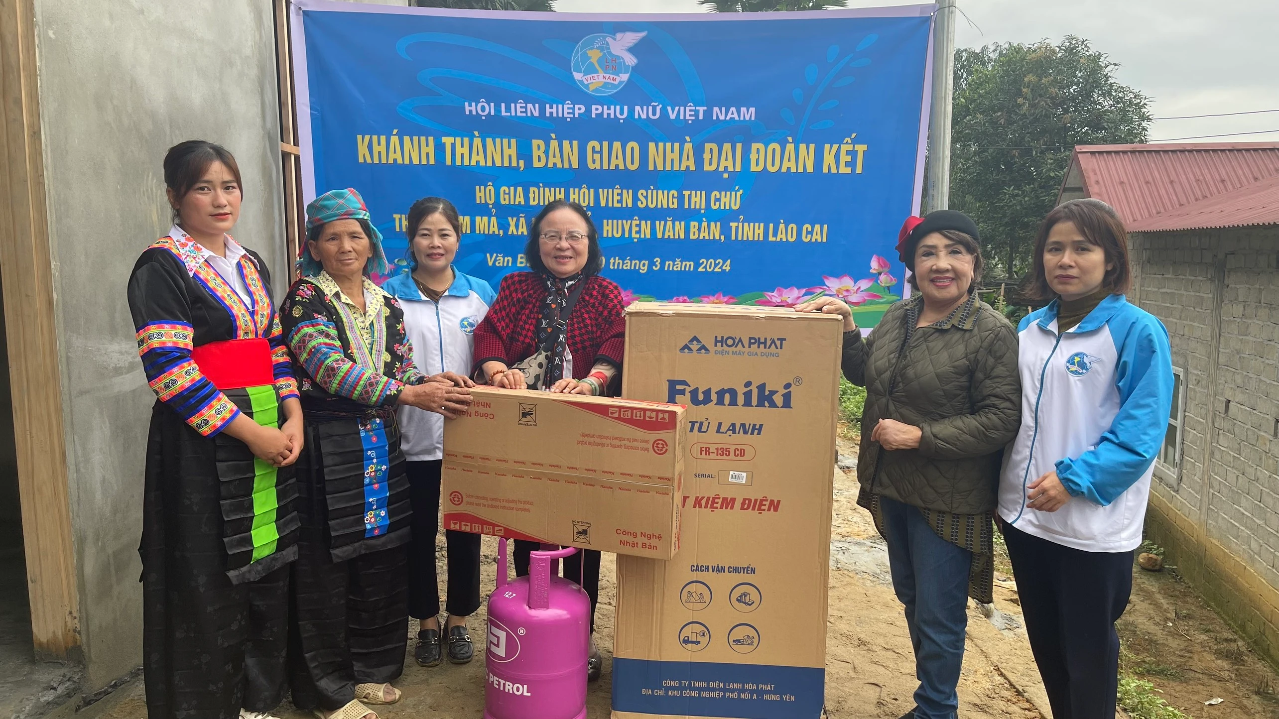 ban giao nha 2.jpg