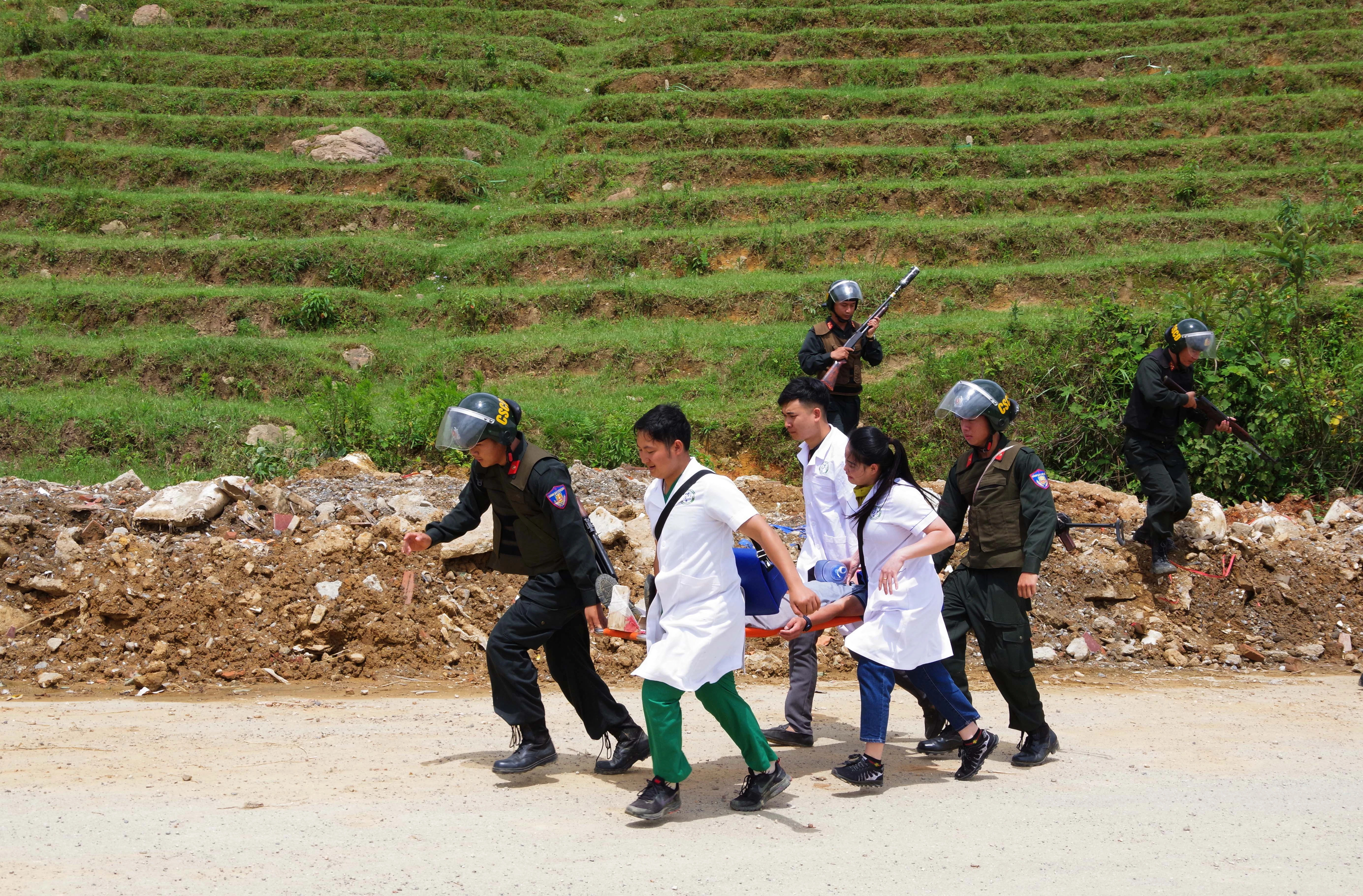 Luc luong Cong an dien tap A 2.JPG