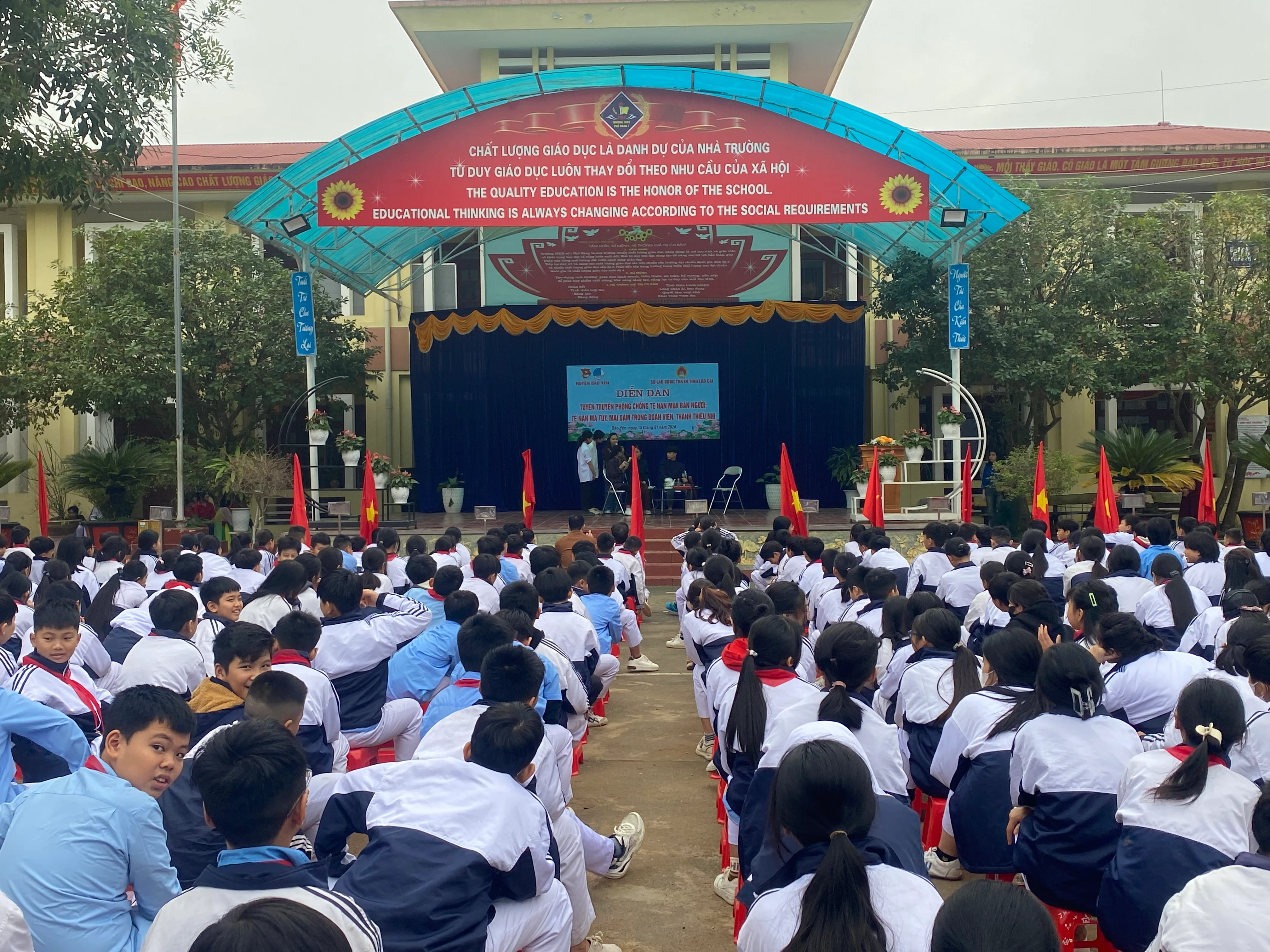 quang-canh-buoi-tuyen-truyen-7196.jpg