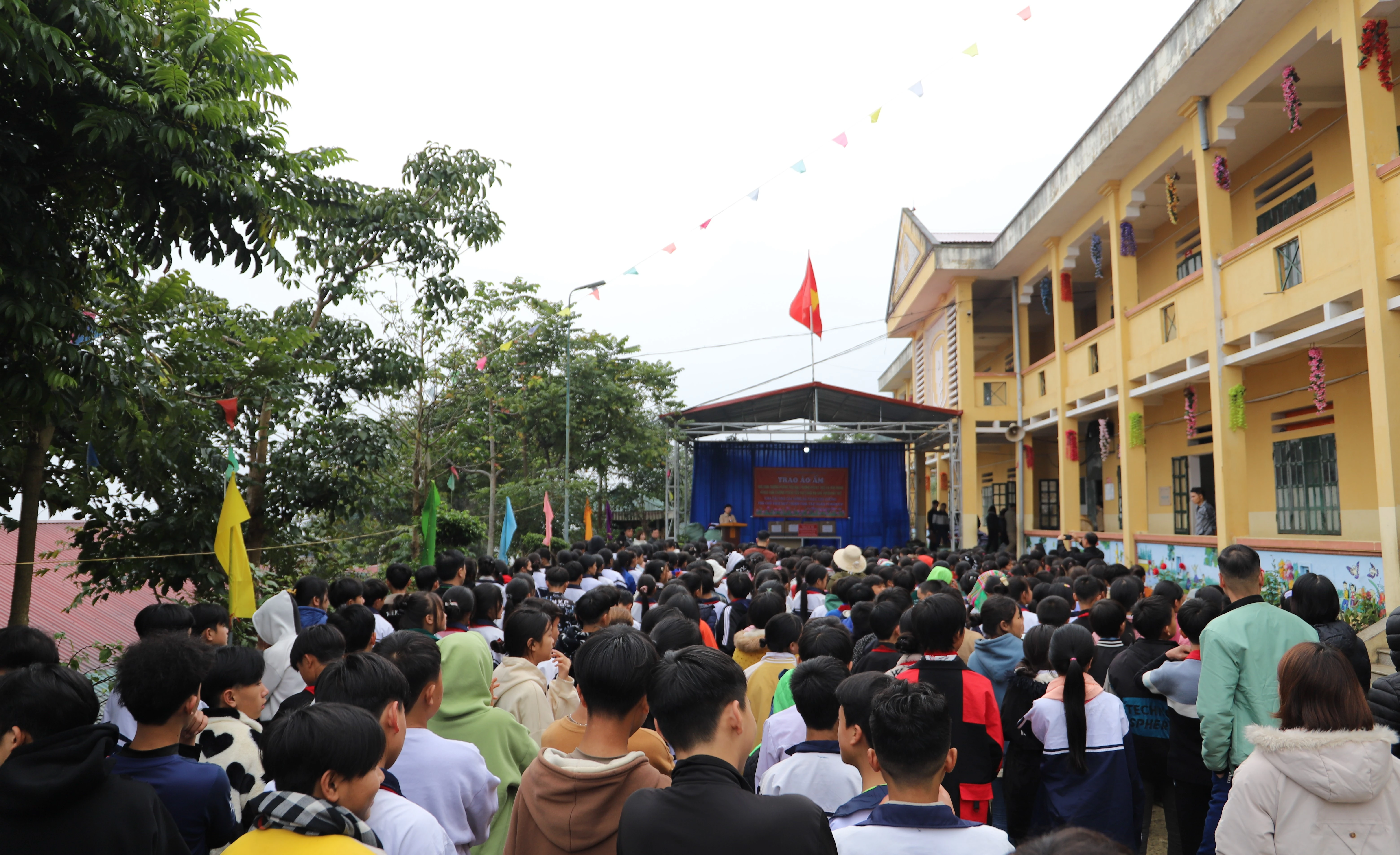 quang-canh-4096.jpg