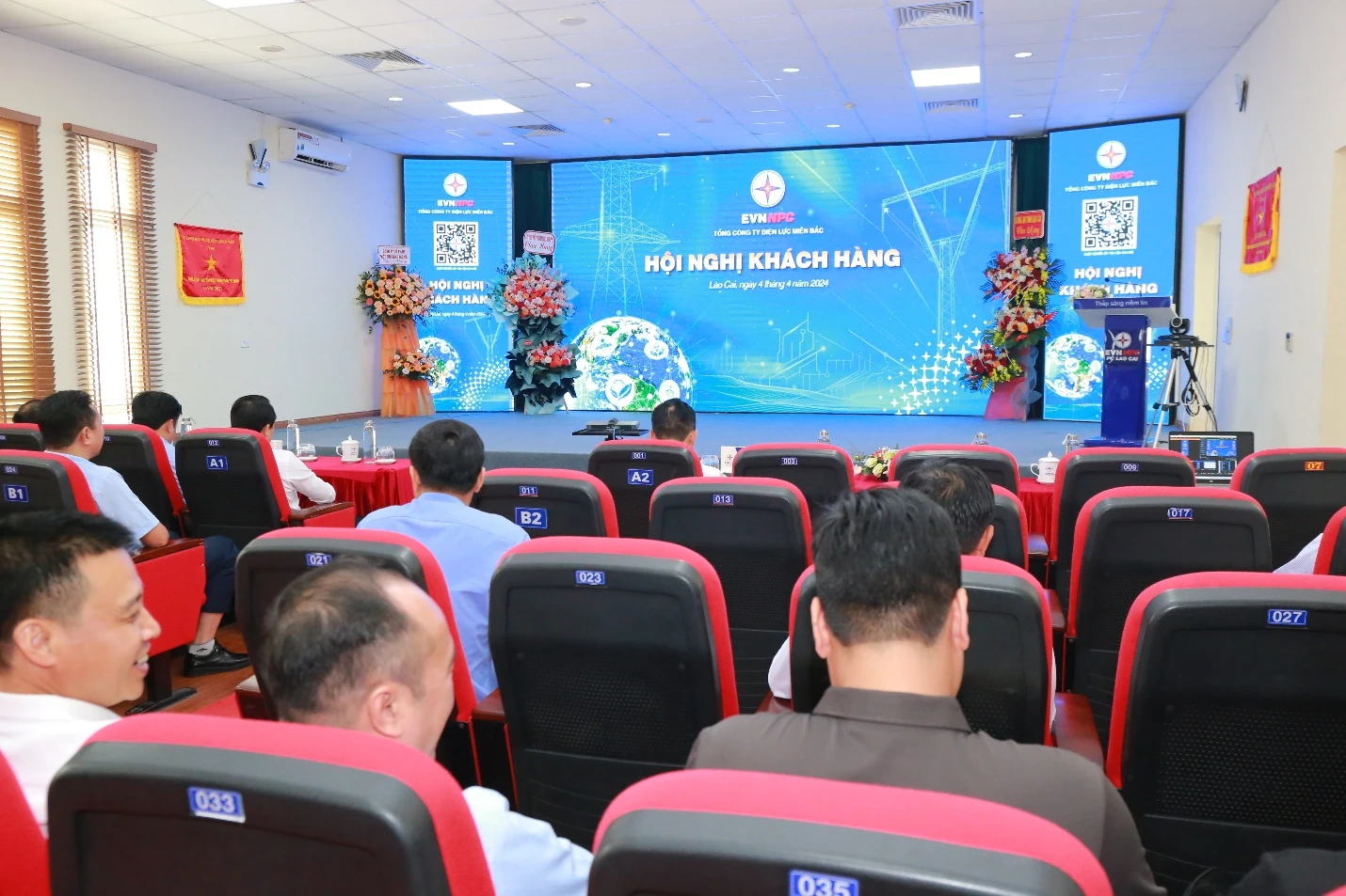 điên lực 1.jpg