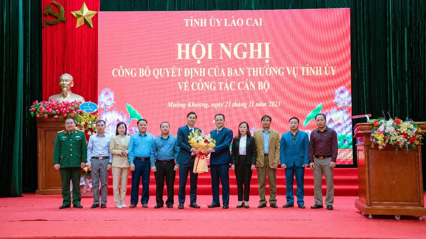 cán bộ 6.jpg