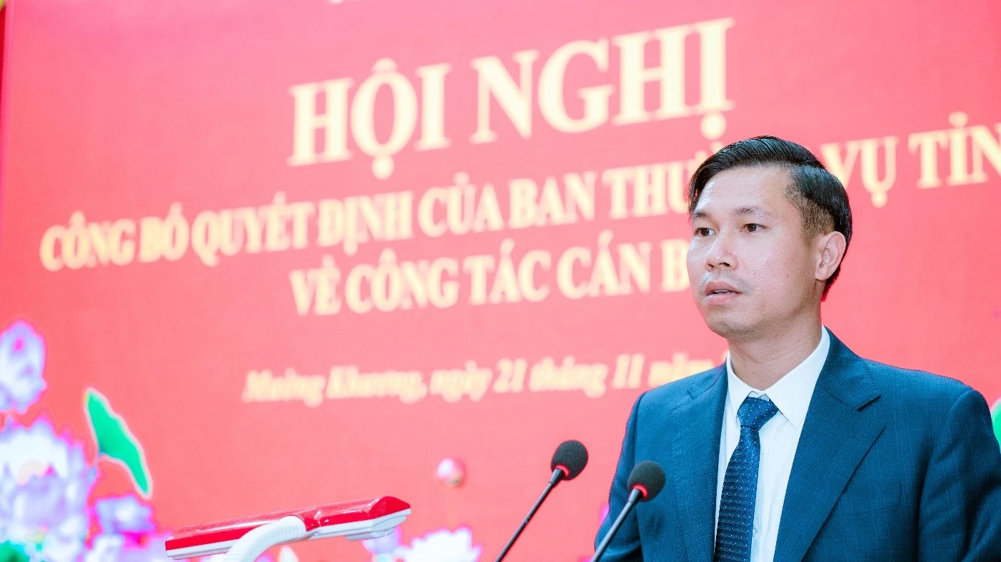 cán bộ 5.jpg