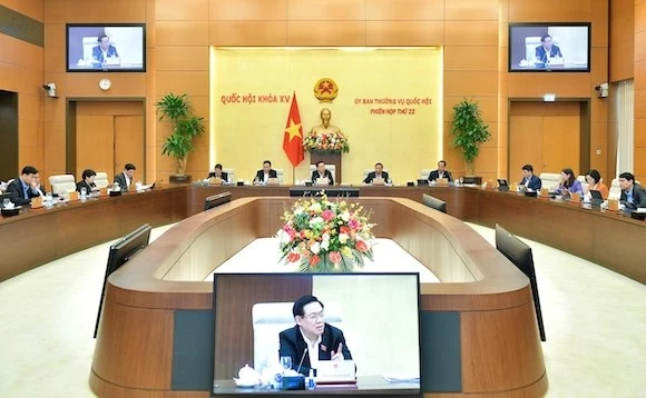 Toàn cảnh phiên họp.