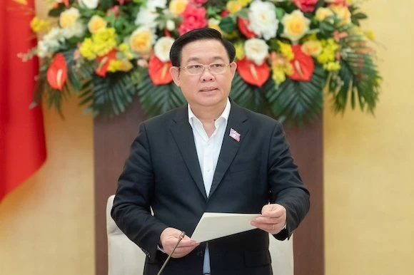 Chủ tịch Quốc hội Vương Đình Huệ phát biểu bế mạc phiên họp.