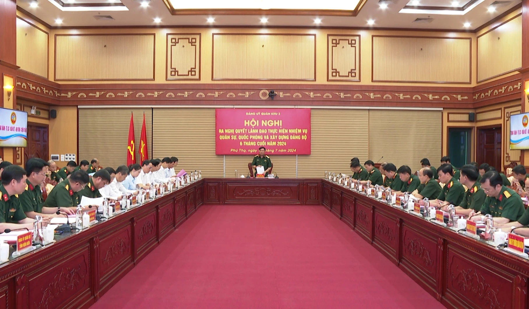 anh ra NQ (1).jpg