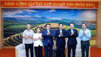 Bí thư Tỉnh ủy Dương Quốc Huy làm việc với Công ty TNHH Năng lượng Hoa Nam