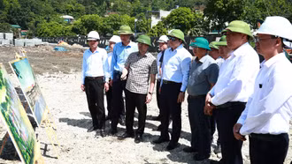 Thường trực Tỉnh ủy kiểm tra tiến độ một số công trình, dự án trường học tại xã Mường Khương và Pha Long