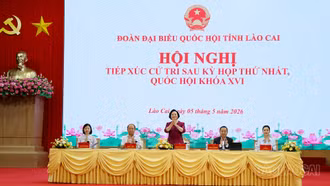 Phó Thủ tướng Phạm Thị Thanh Trà tiếp xúc cử tri tại Lào Cai