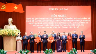 Lào Cai công bố các quyết định về tổ chức bộ máy và công tác cán bộ