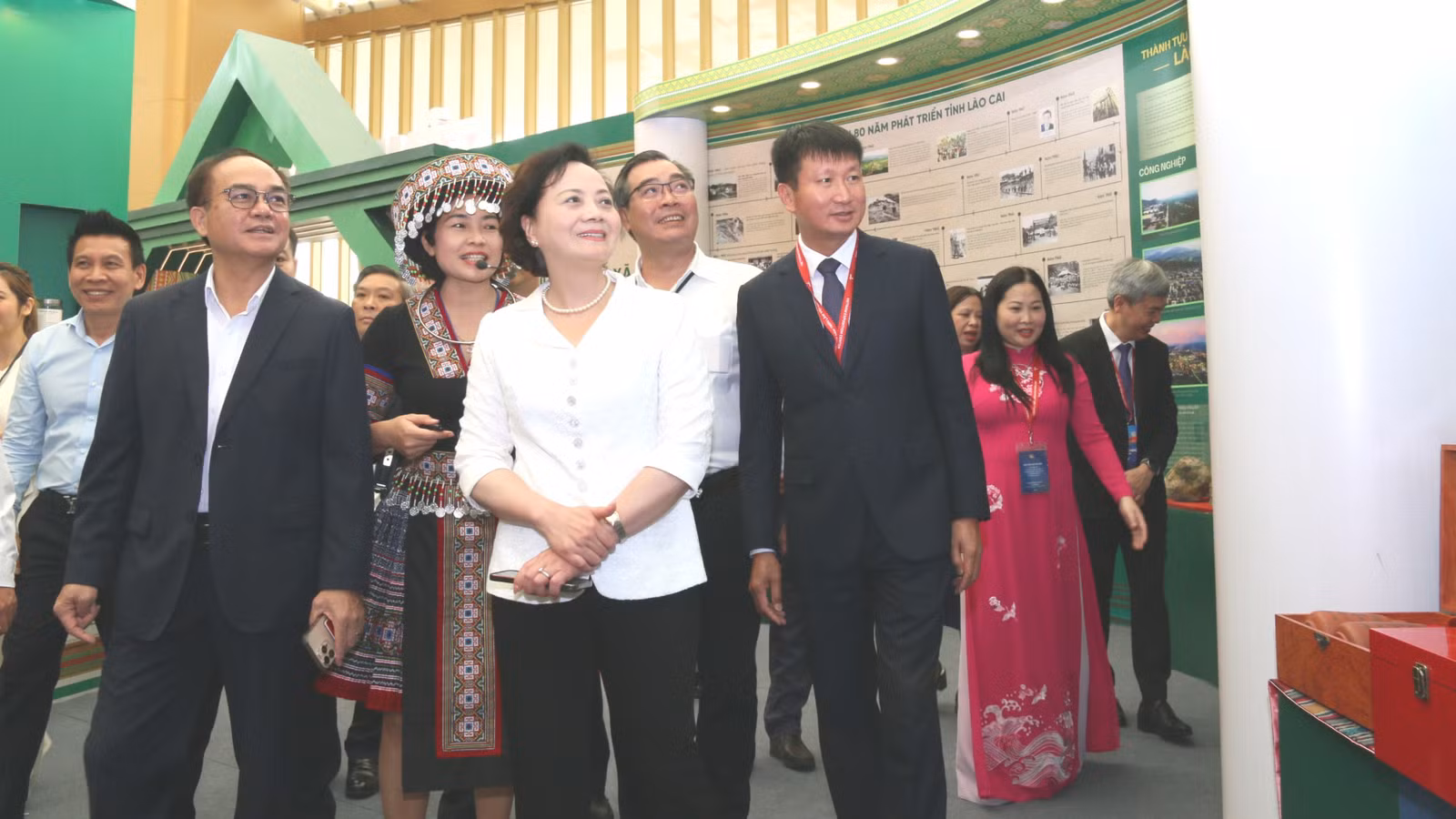 anh-2221111-9732.jpg