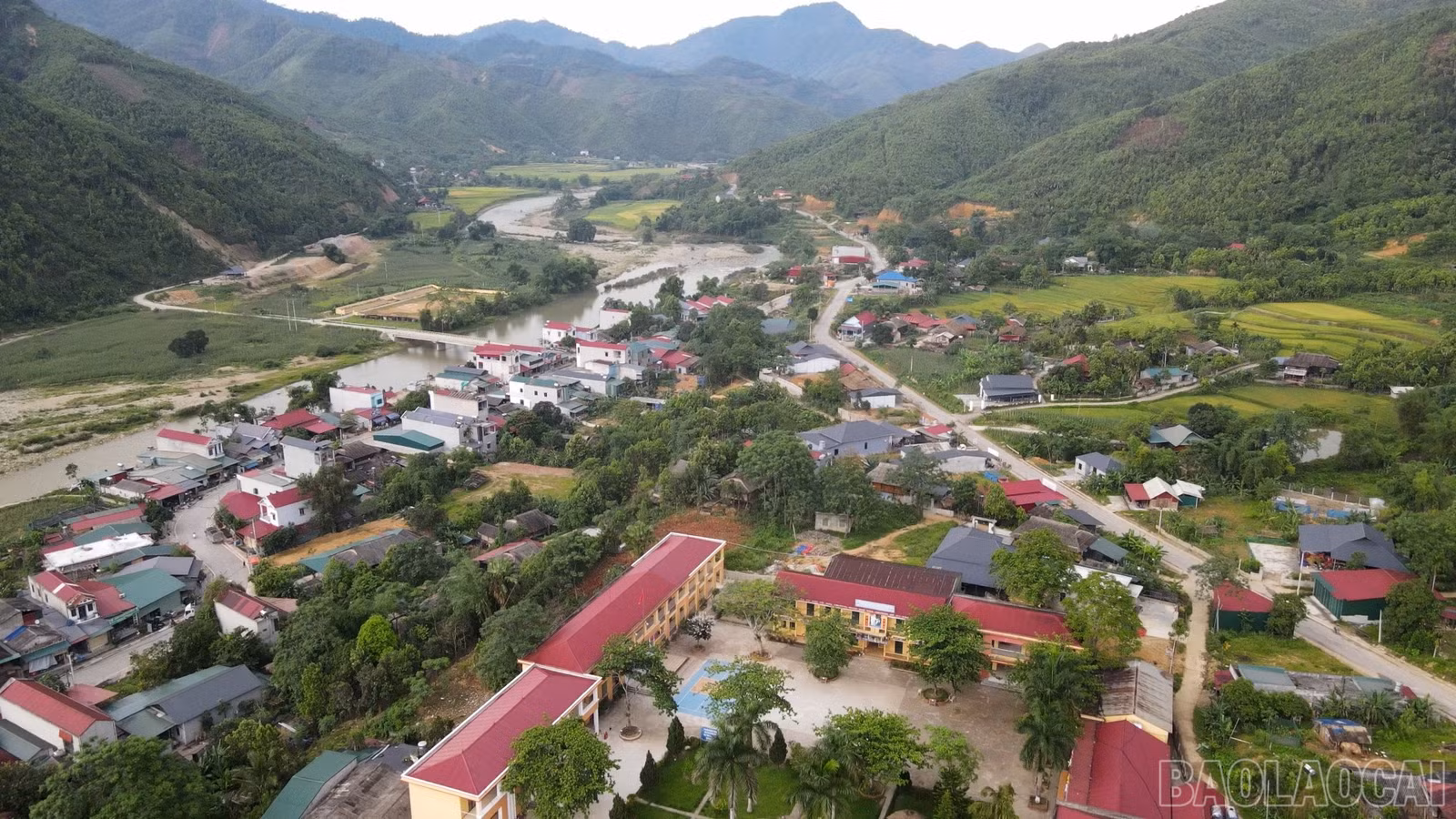 baolaocai-br_tin00-09-14-17still069.jpg