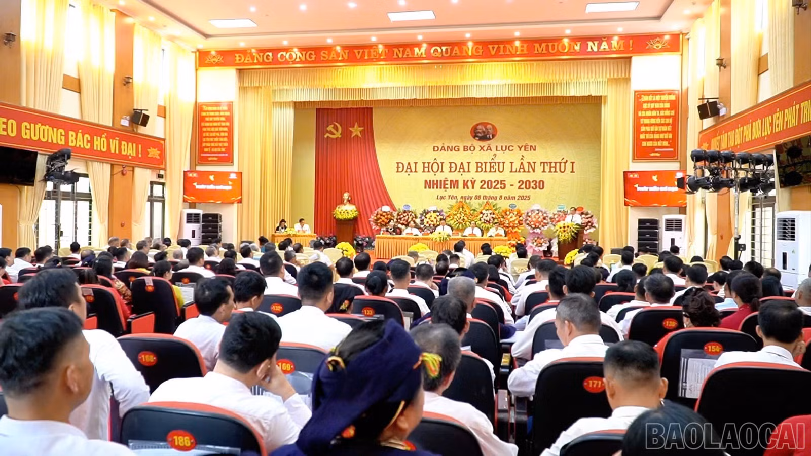 Quang cảnh đại hội.