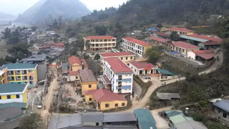 Đòn bẩy thoát nghèo bền vững