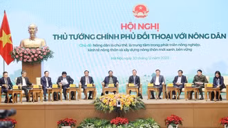 Thủ tướng Chính phủ Phạm Minh Chính đối thoại với nông dân