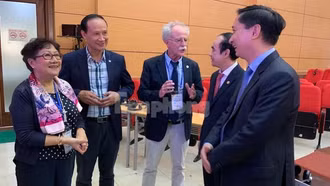Pháp đào tạo hàng nghìn bác sĩ cho Việt Nam