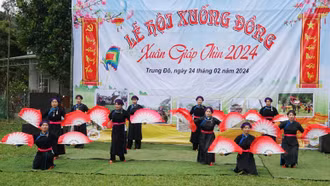 Rộn ràng Lễ hội xuống đồng Trung Đô