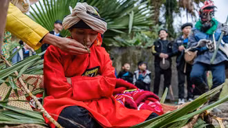 Huyền bí nghi lễ "sinh ra lần thứ hai" của người Dao áo dài ở Hà Giang